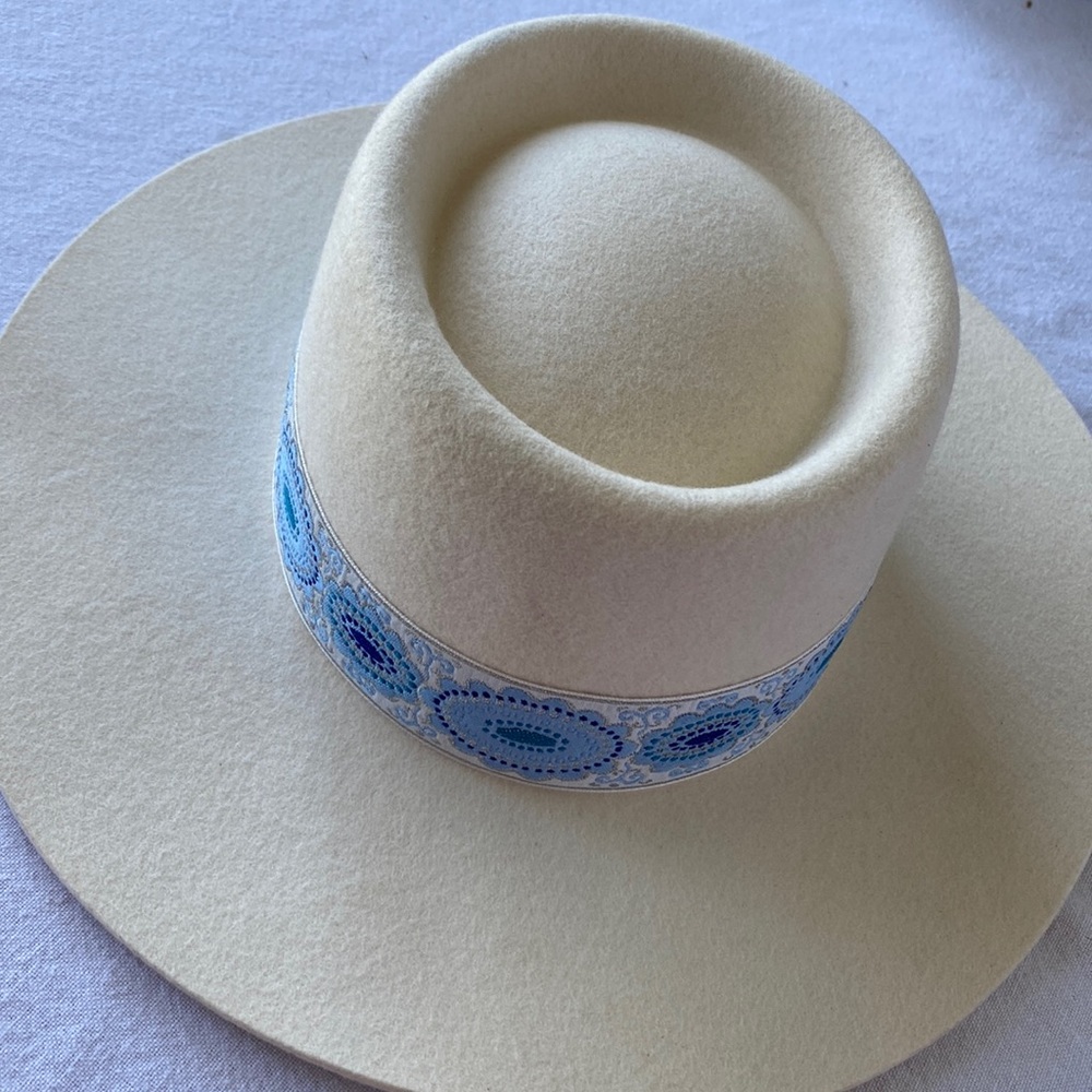 Lack of Color Lolita Hat